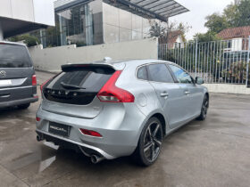 Volvo V40 T4 R Design