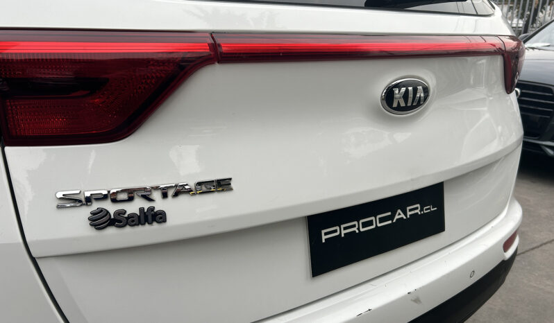 
								Kia Sportage LX 2.0 full									