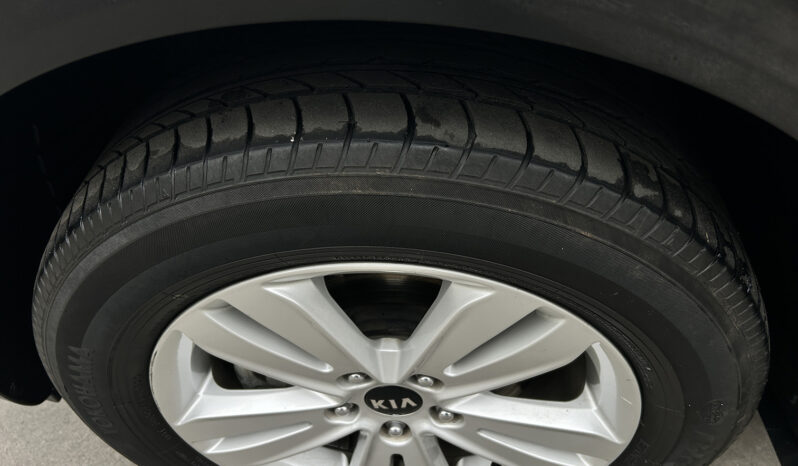 
								Kia Sportage LX 2.0 full									