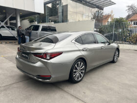 Lexus ES 250