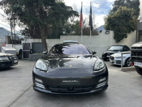 Porsche Panamera 4S