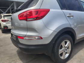 Kia Sportage LX 2.0