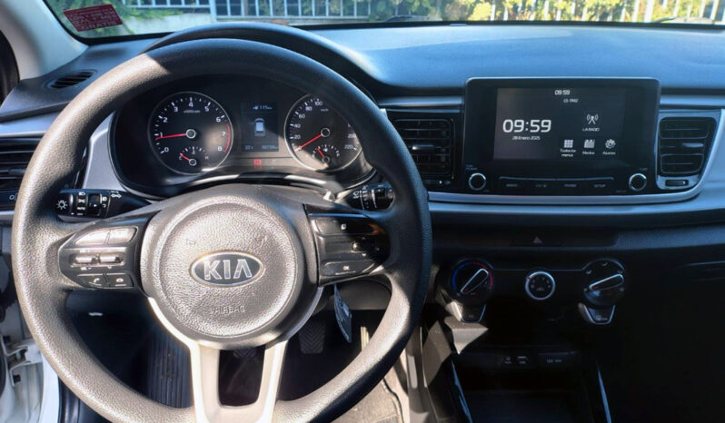 Kia Rio 5 1.4 Manual EX AC CI 2021 full