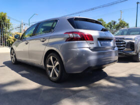 Peugeot 308 1.6 BlueHDI 120 HP Auto Feline 2017