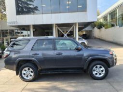 Toyota 4Runner 4.0 SR5 MV Auto 4WD 2015