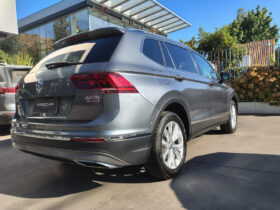 Volkswagen Tiguan 2.0 TSI DSG Limited 7A 4Motion 2019