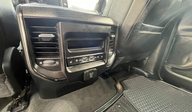 
								Ram 1500 5.7 Limited Crew Cab 4WD 2023 full									